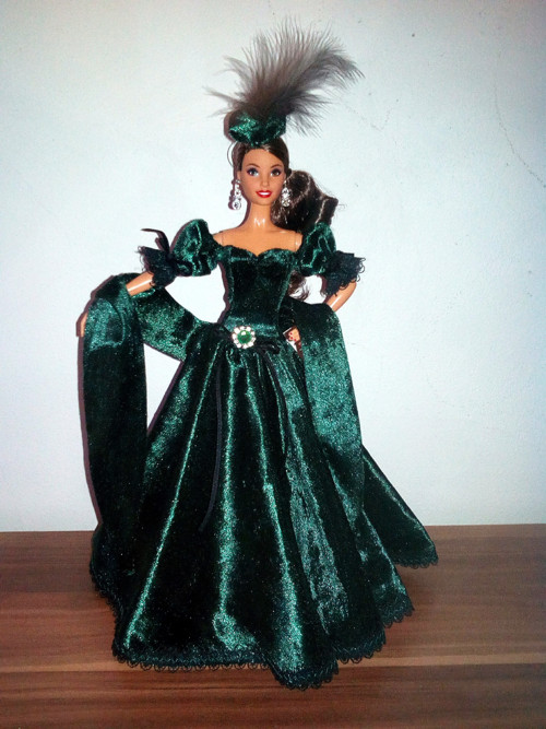 Šaty pro Barbie — foto 1