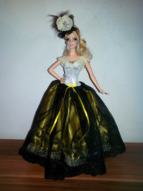 Šaty pro Barbie — foto 1