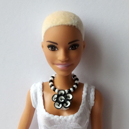 Šperky pro Barbie - náhrdelník — foto 1