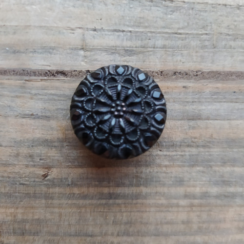 Knoflík skleněný