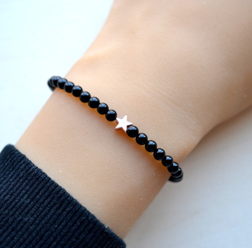 Jemný náramek - ONYX / HEMATIT HVĚZDA ROSE GOLD