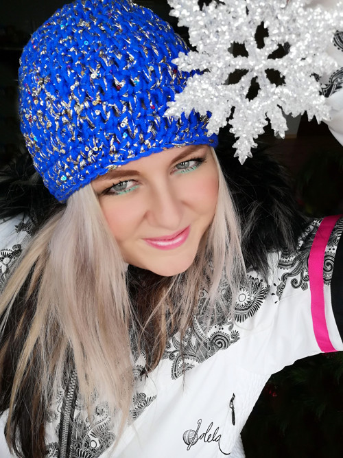 Extra třpytivá háčkovaná čepice s flitry /SKLADEM — foto 1