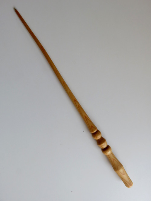 Modřínová kouzelná hůlka č. 120