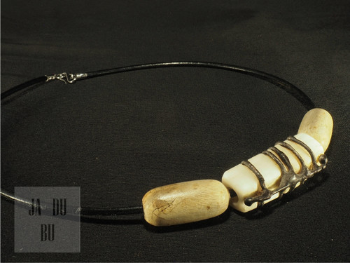 Náhrdelník z edice Bones — foto 1