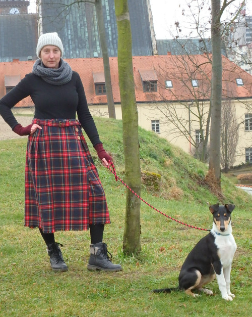 Dámská skotská sukně — foto 1