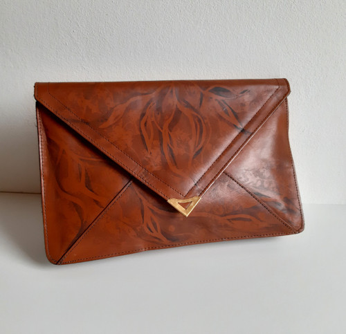 V ELEGANTNÍM STYLU-psaníčko kožené — foto 1
