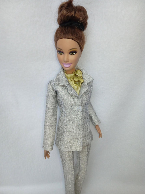 Kostýmek pro Barbie — foto 1