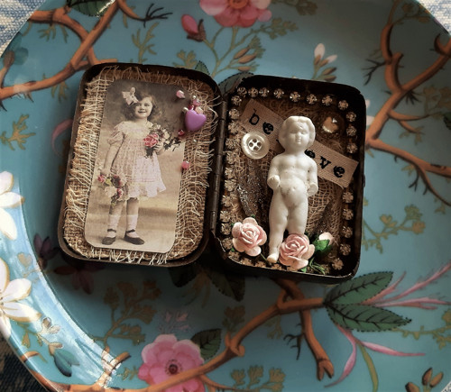 Porcelánová Šarlotka — foto 1