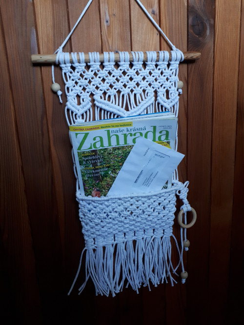 Závěsný macramé kapsář 4