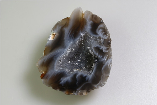Achát peříčkový geoda 4 cm — foto 1
