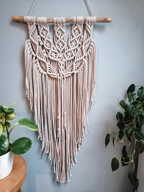 Macrame dekorace v barvě cappuccino — foto 1