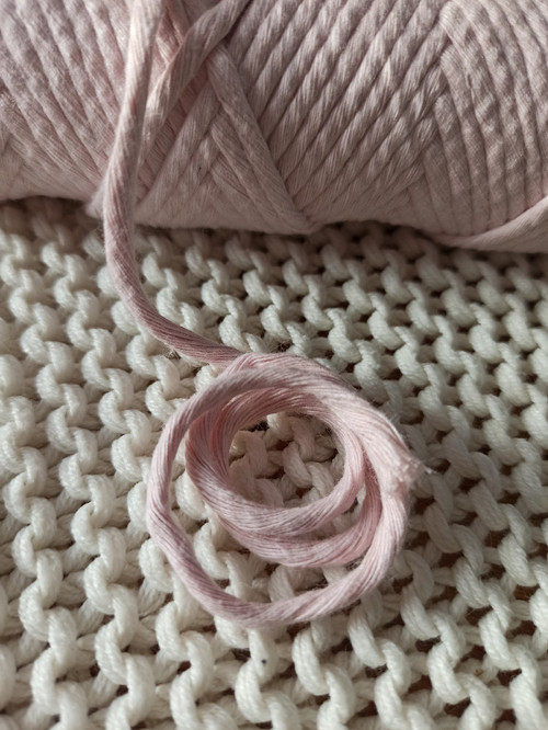 Bobbiny regular (3 mm) - 4 m - BABY PINK — foto 1