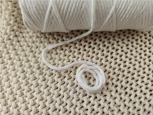 Bobbiny regular (3 mm) - 4 m - WHITE — foto 1