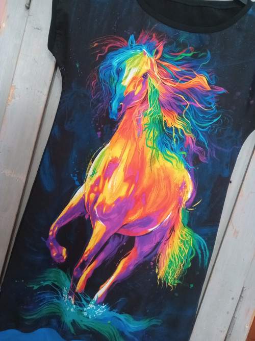 Painted Horse ... krátké šaty S — foto 1