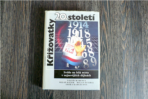 694_ Křižovatky 20. století, kniha, 1990