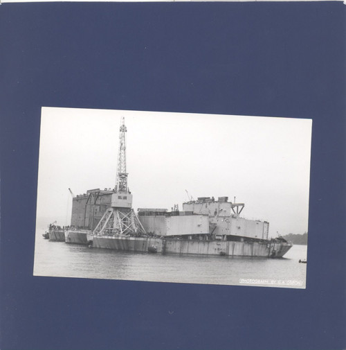 USN plovoucí dok - fotografie