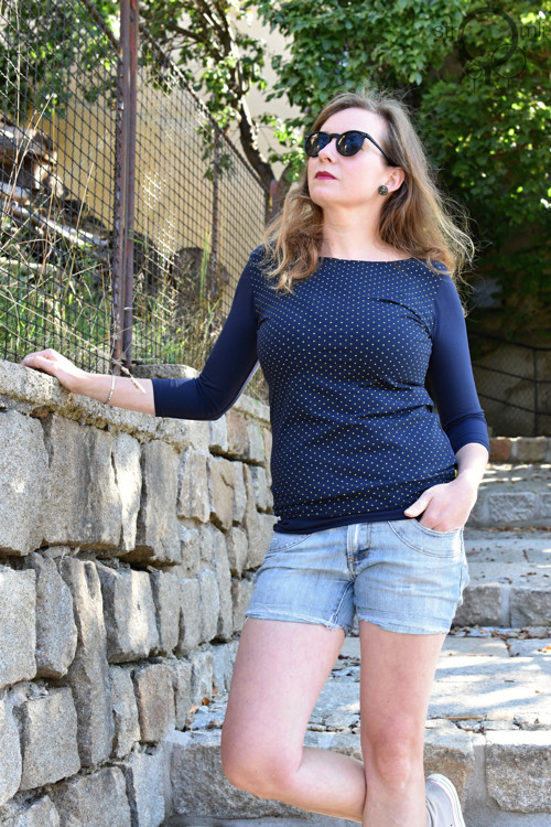 Modré puntíkaté, vel. XXL — foto 1