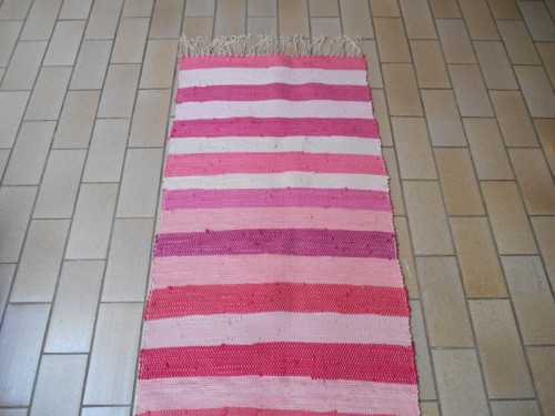 Koberec, růžový, 142 cm