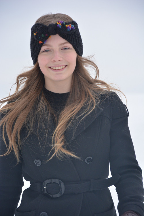 Čelenka černá
