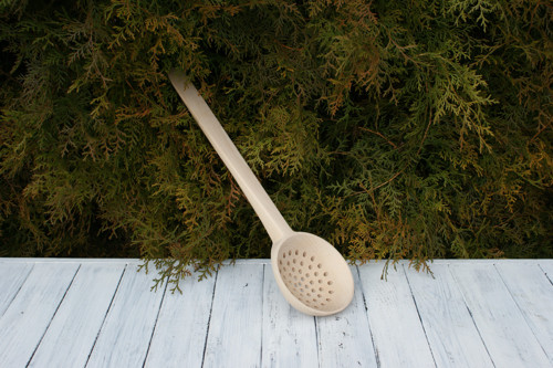 Vařečka 43 cm s otvory — foto 1