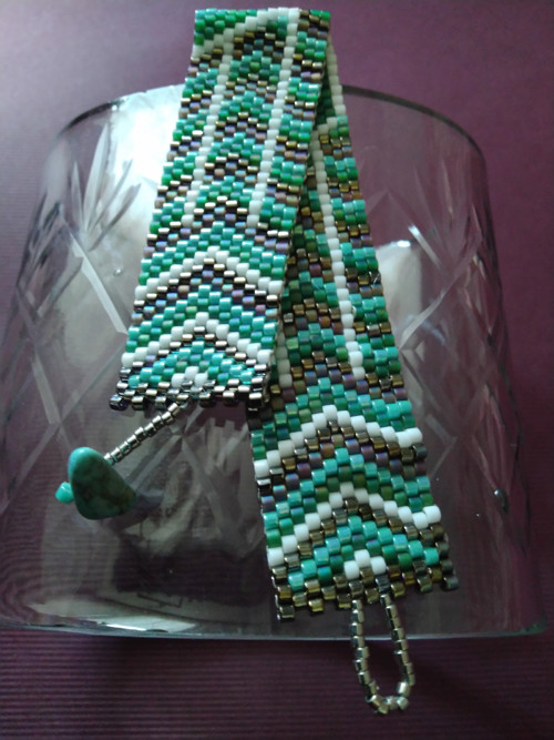 Náramek 3.