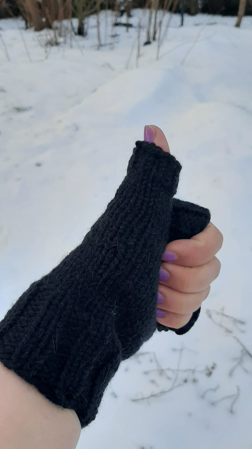 Návleky na ruce černé