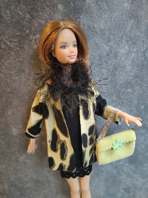 Společenský komplet pro Barbie — foto 1