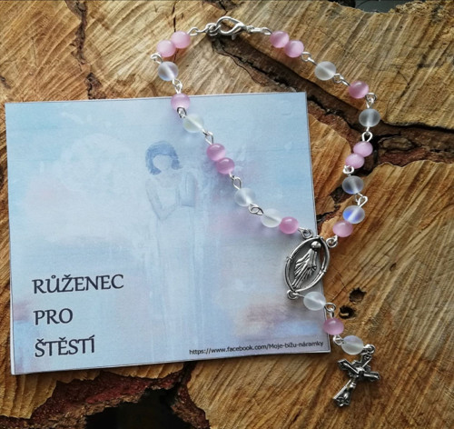Růženec nejen do auta