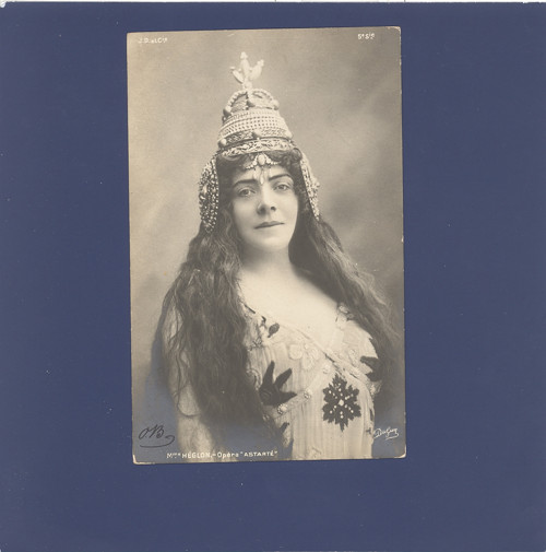 Dívka dávných časů - pohlednice, celistvost