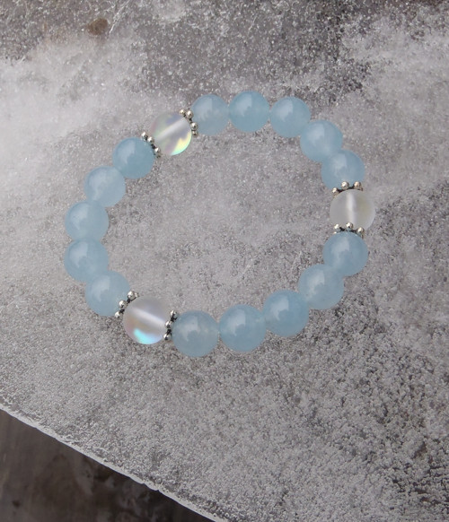 Chalcedon s opalitem