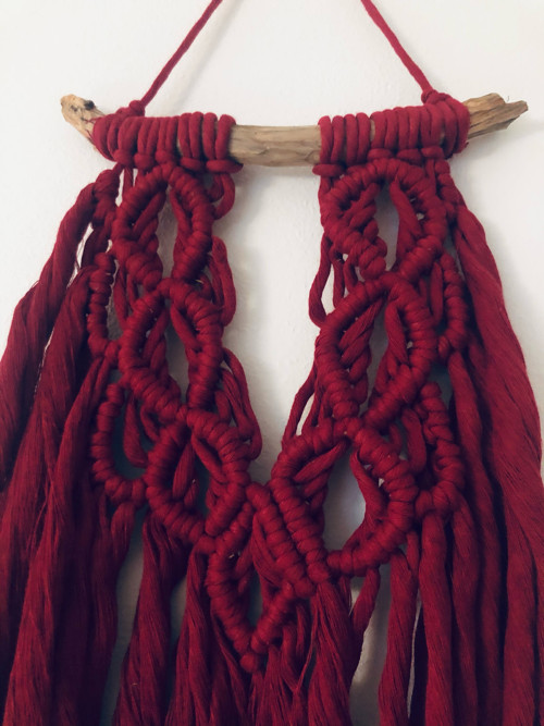 Macramé na větvi dlouhé 22cm — foto 1
