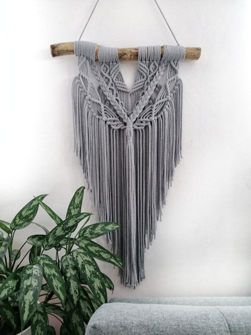 Macrame dekorace v šedé barvě — foto 1