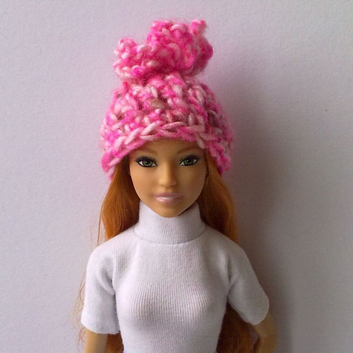 Oblečky pro Barbie - čepice — foto 1
