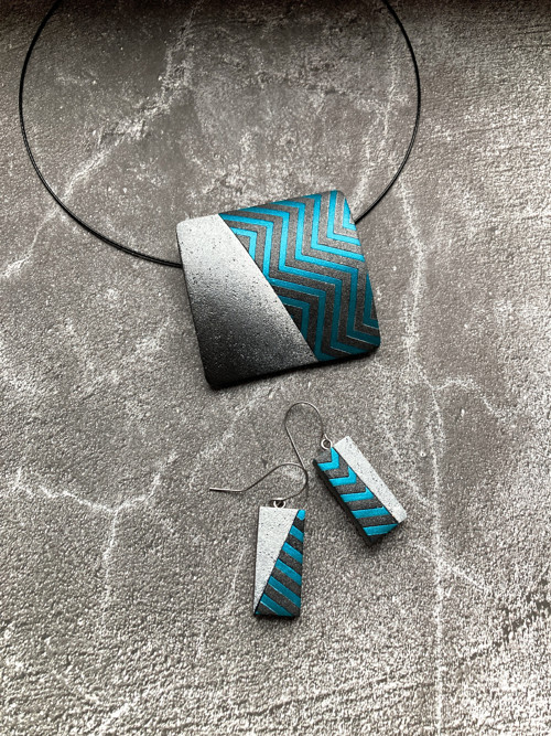 Chevron antracit — foto 1