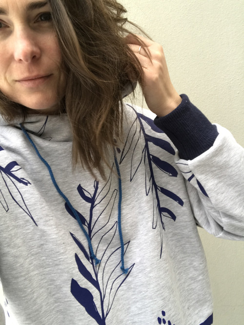 Mikina/flora — foto 1