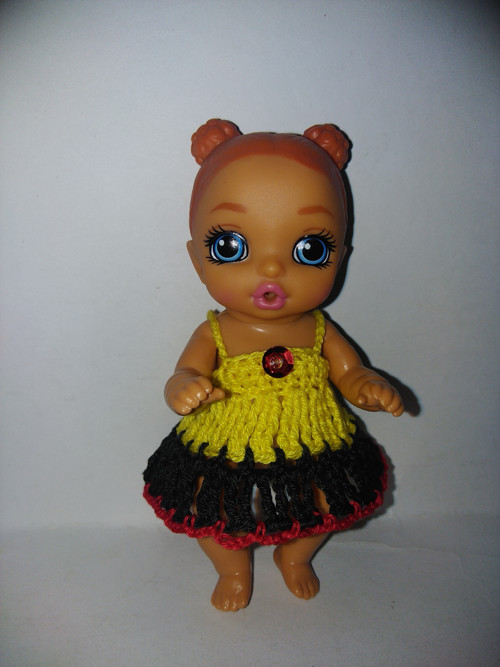 Šaty na panenky mini baby born surprise