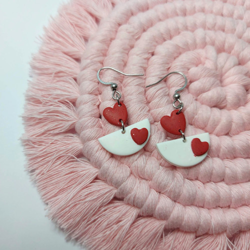 Valentine - náušnice půlkruhy red