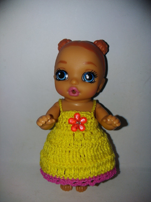 Šaty na panenky mini baby born surprise miminko