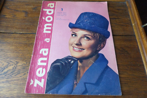 Časopis Žena a móda, číslo 1/1964 — foto 1