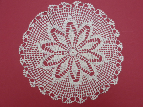 Háčkovaná dečka 23 cm