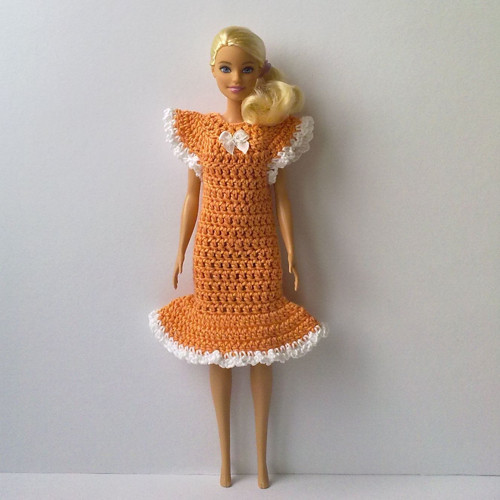 Oblečky pro Barbie - šaty — foto 1