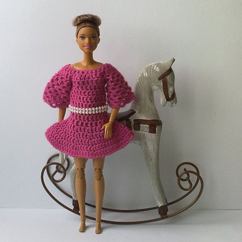 Oblečky pro Barbie - šaty — foto 1