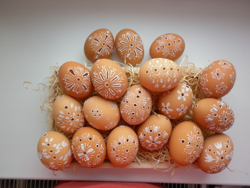 Madeirové hnědé kraslice — foto 1