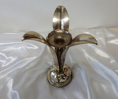 Art Deco svícen