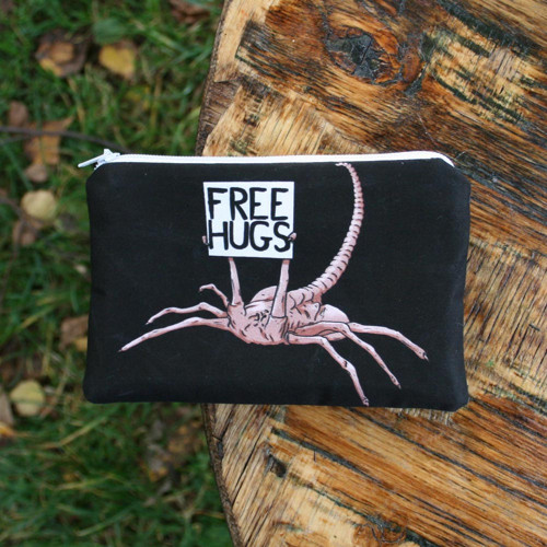 KAPSIČKA MALÁ Free hugs — foto 1