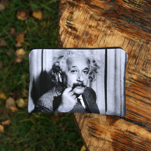 KAPSIČKA MALÁ Einstein s dýmkou — foto 1