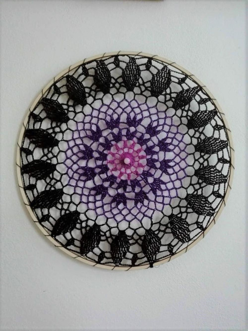 Krajka v kruhu - mandala