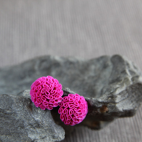 Náušnice magenta — foto 1