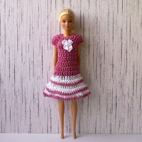 Oblečky pro Barbie - šaty — foto 1