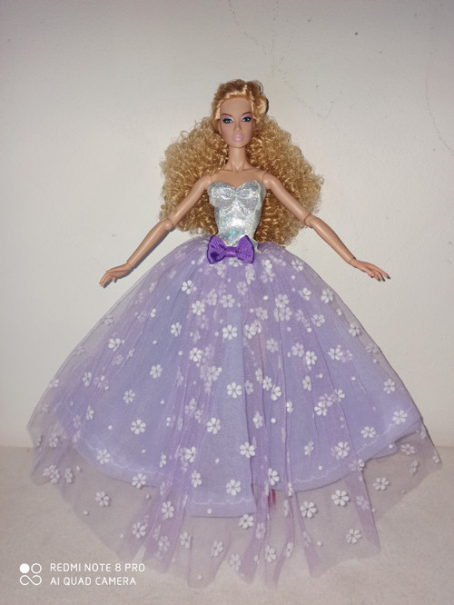 Šaty pro Barbie — foto 1
